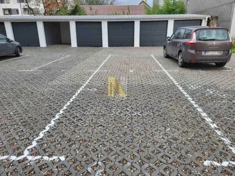 Rent, two bedroom apartment, 44m², Petrovaradin, Novi Sad - image 5