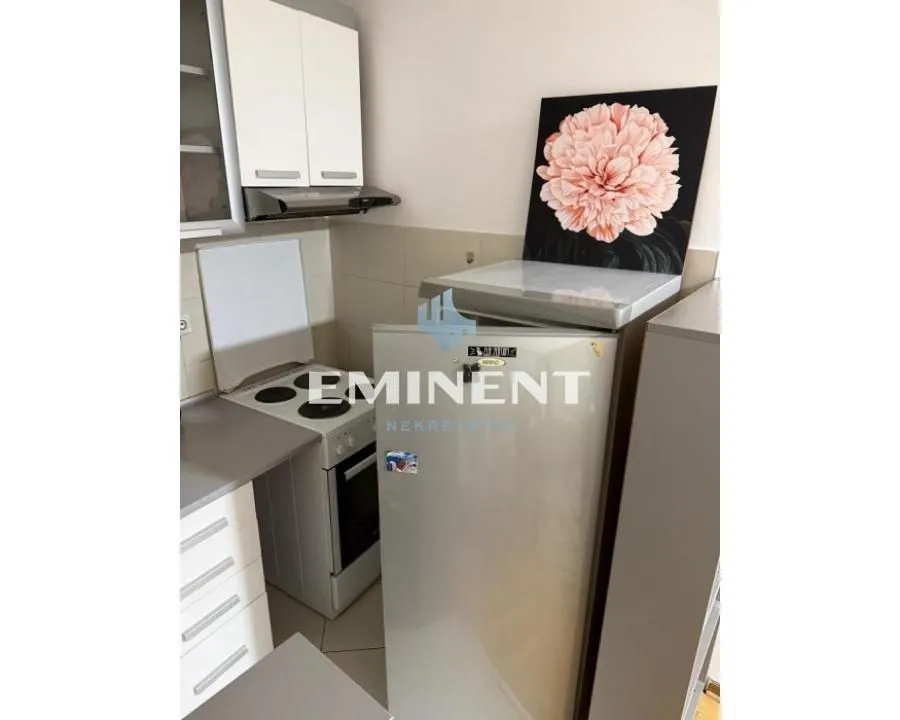 Rent, apartment, 40m², Đeram Pijaca, Beograd