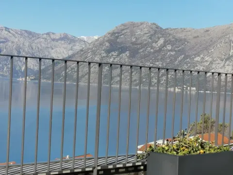 Prodaja, četvorosoban stan, 403m², Kotor, Crna Gora - image 5