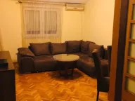 Izdavanje, jednosoban stan, 48m², Stari Aerodrom, Podgorica - image 1