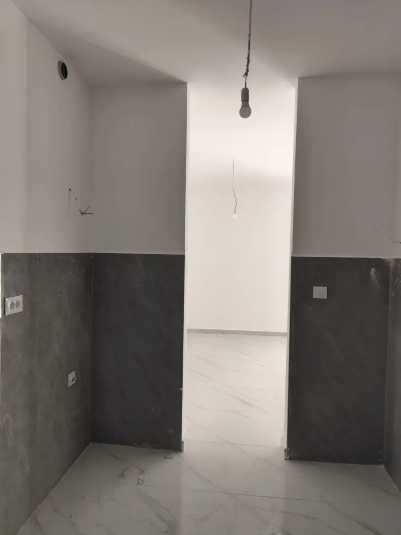Prodaja, dvosoban stan, 72m², Bar, Crna Gora
