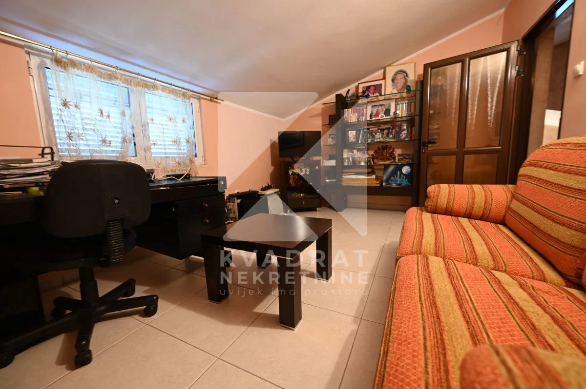 Prodaja, kuća, 250m², Donja Gorica, Podgorica