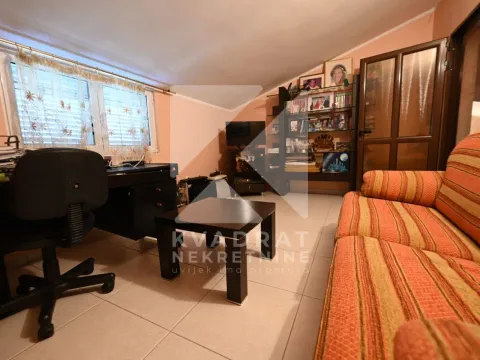 Sale, house, 250m², Donja Gorica, Podgorica - image 18