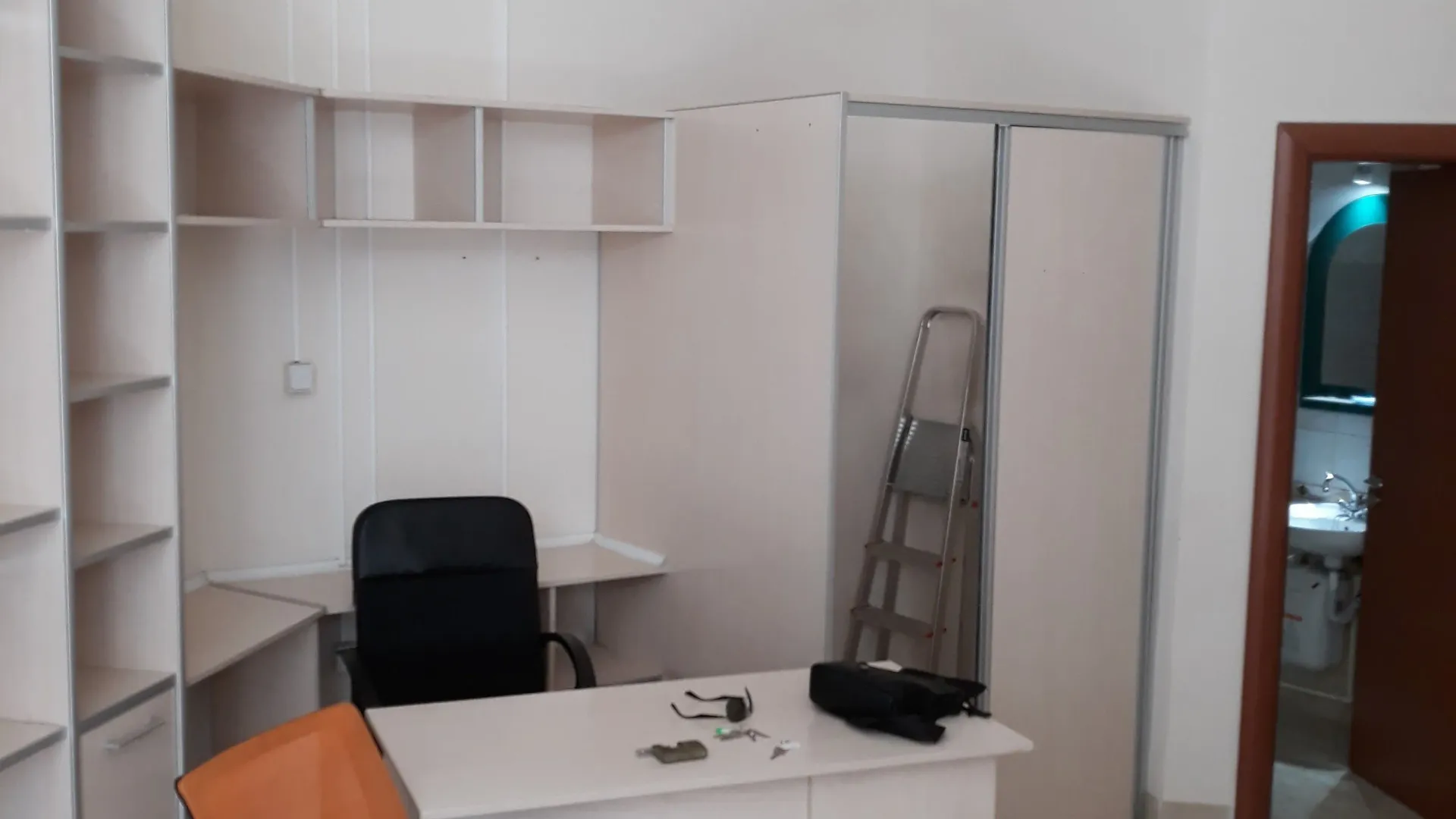Rent, office space, 25m², Centar, Tivat