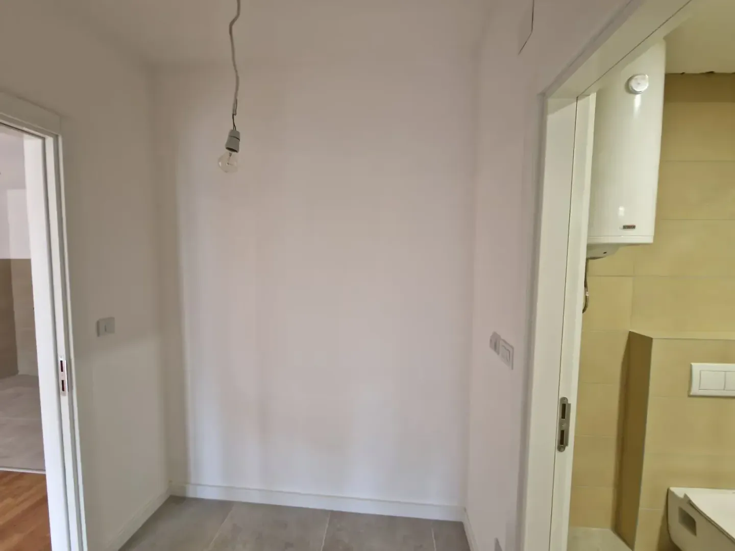 Prodaja, jednosoban stan, 48m², Tivat, Crna Gora