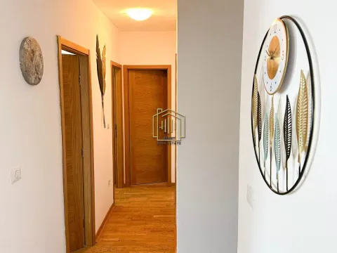 Rent, two bedroom apartment, 64m², City Kvart, Podgorica - image 13