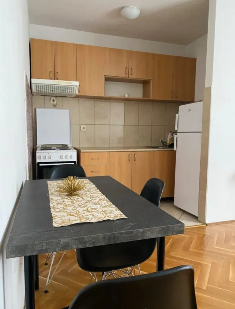 Rent, studio apartment, 28m², Blok 9, Podgorica