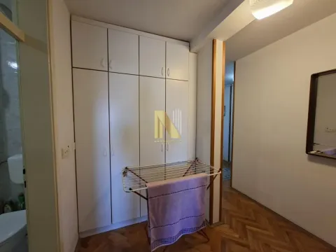 Prodaja, četvorosoban stan, 111m², Stari grad, Novi Sad - image 3