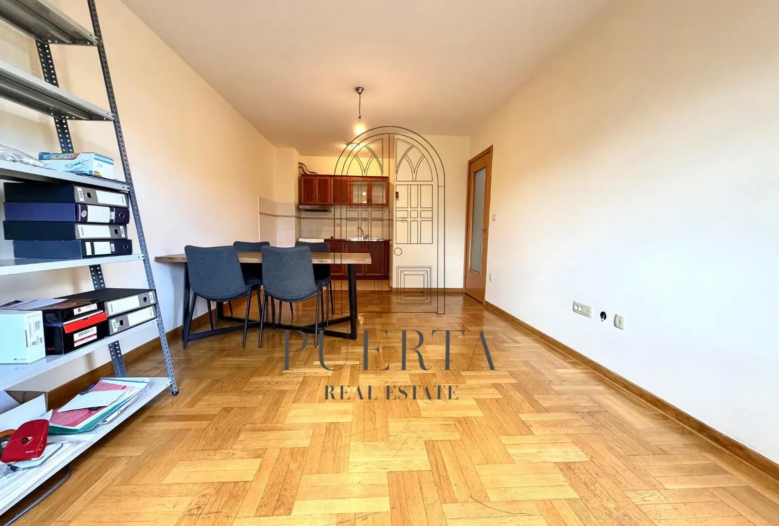 Prodaja, dvosoban stan, 64m², Stari Aerodrom, Podgorica