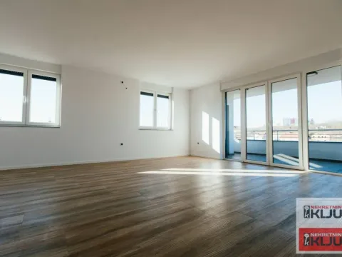 Prodaja, četvorosoban stan, 116m², Petrovaradin, Novi Sad - image 26