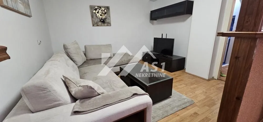 Rent, three bedroom apartment, 66m², Bulevar Oslobodjenja, Novi Sad Sve Podlokacije