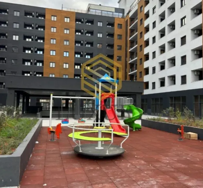 Izdavanje, jednosoban stan, 43m², Stari Aerodrom, Podgorica