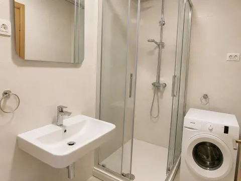 Rent, one bedroom apartment, 45m², New City, Podgorica - image 10