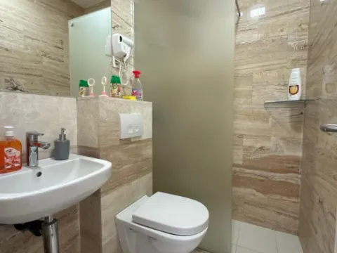 Rent, three bedroom apartment, 98m², Budva, Crna Gora - image 6