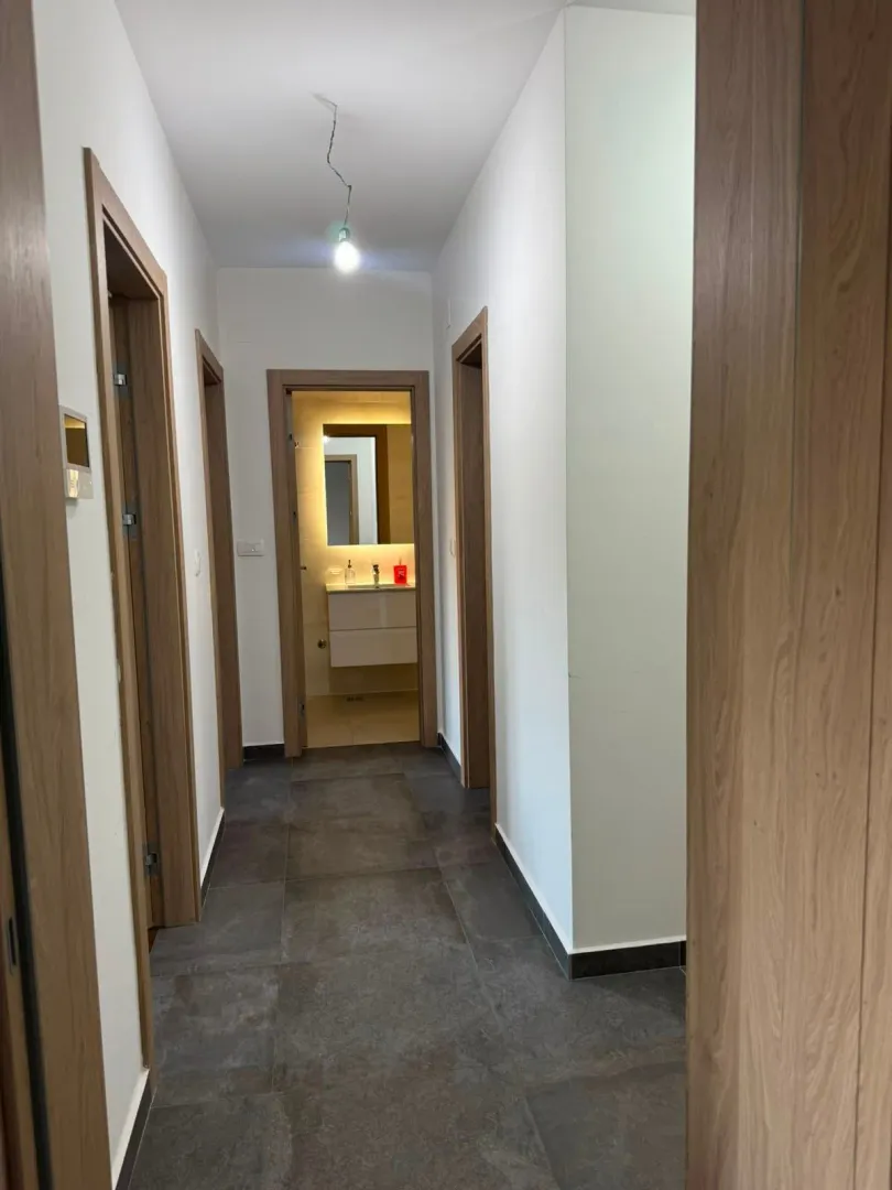 Rent, two bedroom apartment, 80m², Podgorica, Crna Gora
