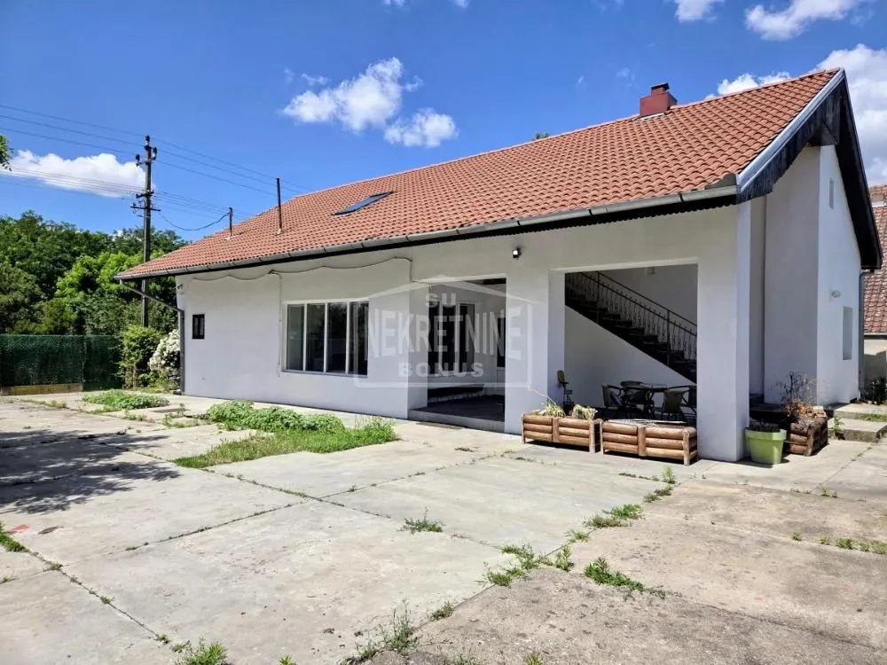 Prodaja, kuća, 142m², Srpski Šor, Subotica