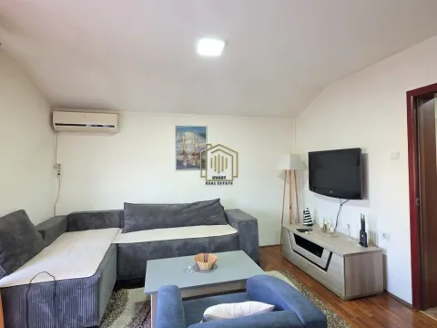 Rent, two bedroom apartment, 70m², Gornja Gorica, Podgorica - image 11