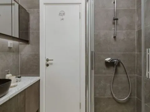 Prodaja, jednosoban stan, 50m², Kotor, Crna Gora - image 12