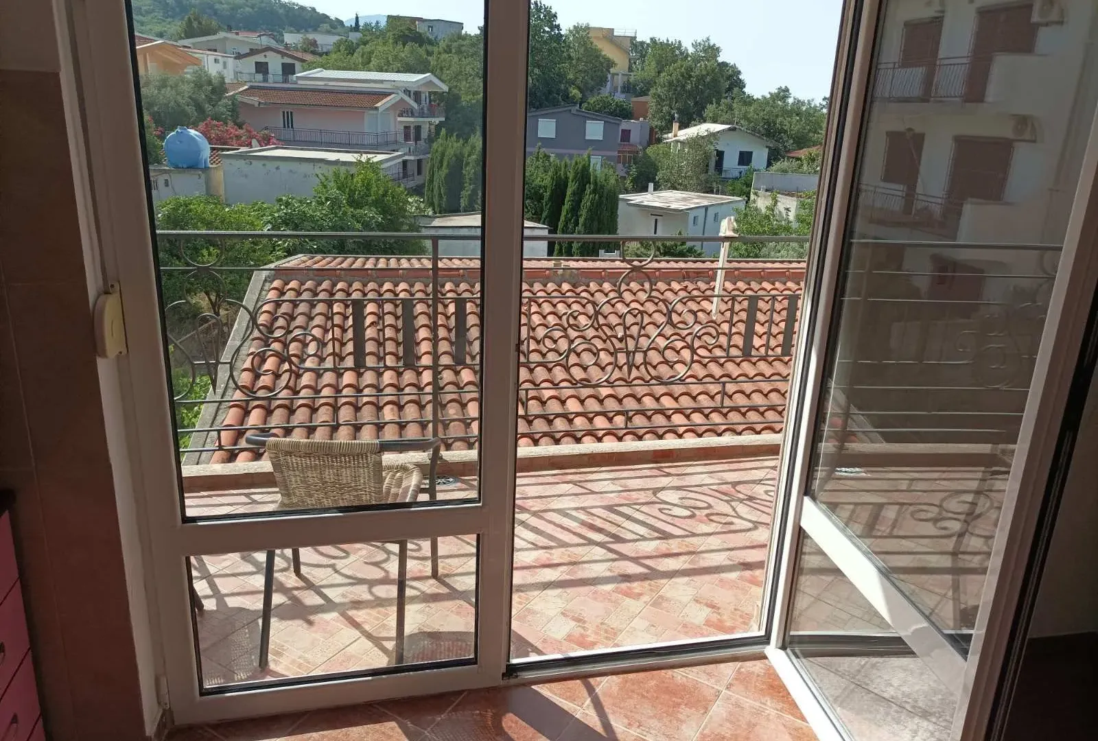 Rent, one bedroom apartment, 49m², Sutomore, Bar