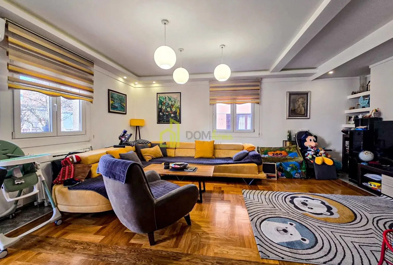 Sale, house, 216m², Blok 6, Podgorica
