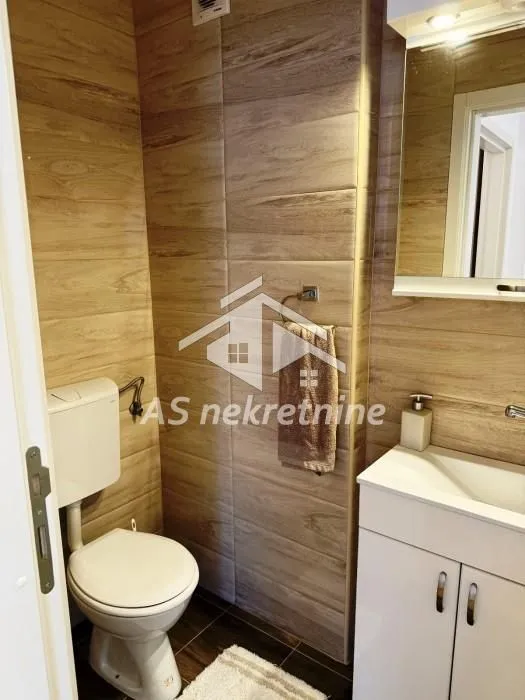 Izdavanje, trosoban stan, 53m², Voždovac Sve Podlokacije, Beograd