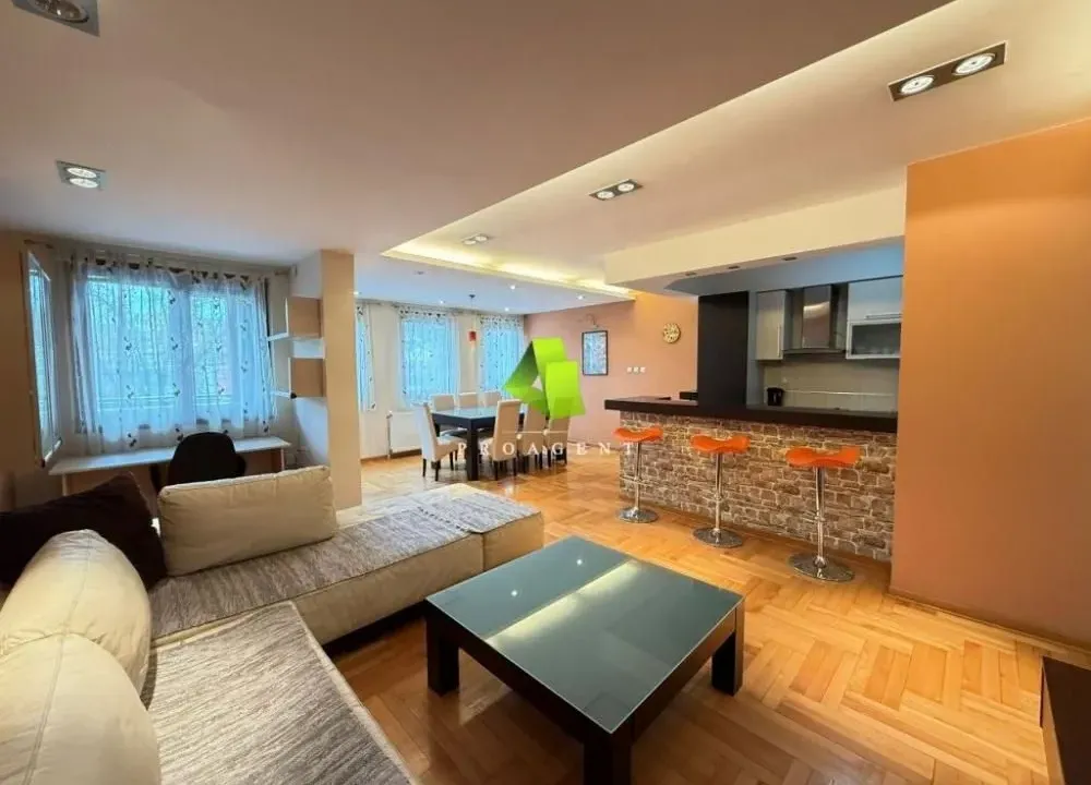 Izdavanje, četvorosoban stan, 115m², Medijana, Niš