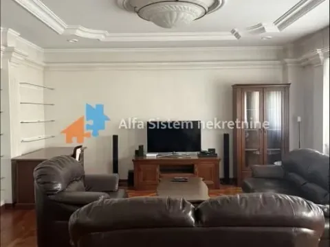 Izdavanje, trosoban stan, 106m², Slavija, Vračar Sve Podlokacije - image 4