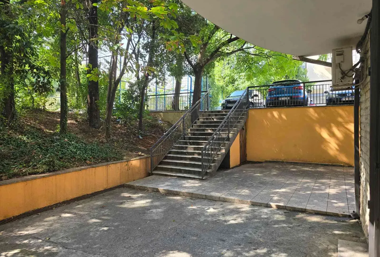 Rent, office space, 36m², Ljubović, Podgorica