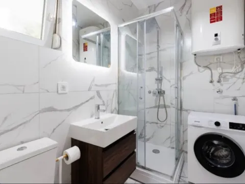 Prodaja, jednosoban stan, 51m², Bečići, Budva - image 9