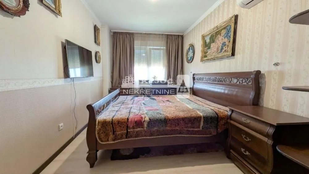 Sale, three bedroom apartment, 82m², Novi Beograd Blok 64, Novi Beograd Sve Podlokacije