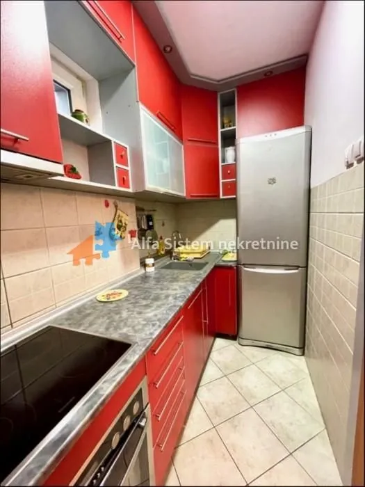Izdavanje, trosoban stan, 65m², Zvezdara Sve Podlokacije, Beograd