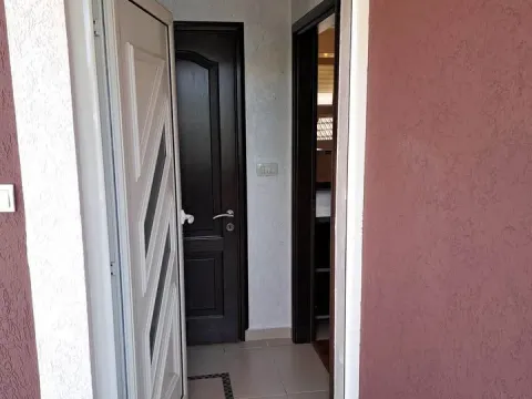 Rent, one bedroom apartment, 45m², Dalmatinska ulica, Podgorica - image 8