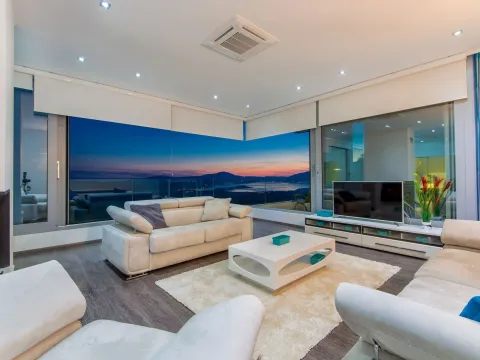 Izdavanje, kuća, 310m², Kavač, Kotor - image 4