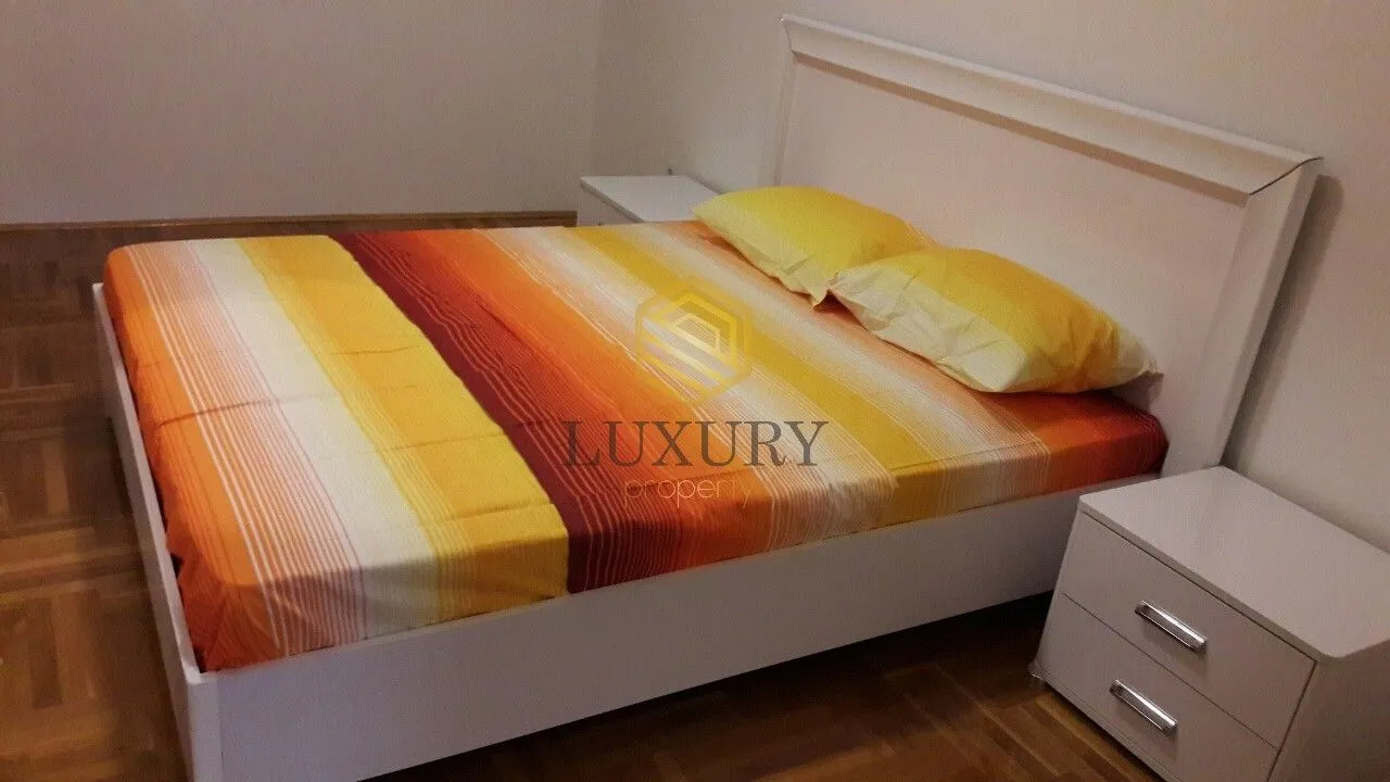 Izdavanje, jednosoban stan, 52m², 1 maj, Podgorica