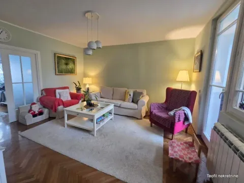 Sale, three bedroom apartment, 81m², Centar, Stara Pazova