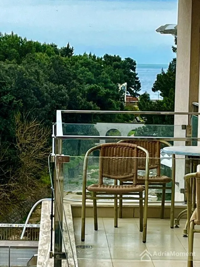 Prodaja, jednosoban stan, 77m², Centar, Budva