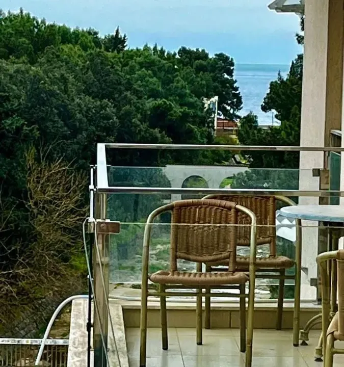 Prodaja, jednosoban stan, 77m², Centar, Budva