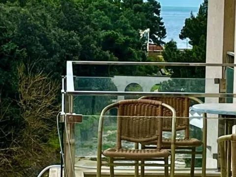 Prodaja, jednosoban stan, 77m², Centar, Budva