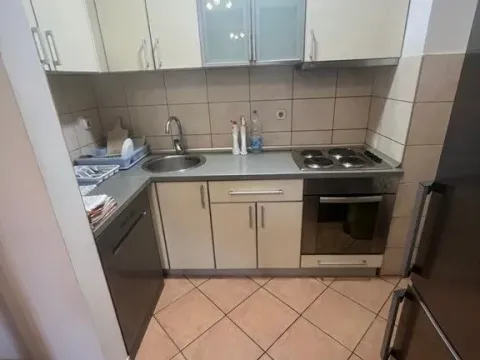 Rent, two bedroom apartment, 61m², Blok 6, Podgorica - image 3