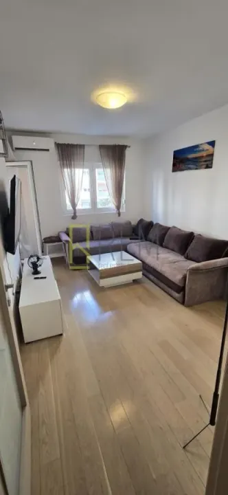 Prodaja, jednosoban stan, 57m², City Kvart, Podgorica
