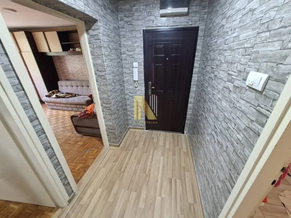 Rent, office space, 49m², Detelinara, Novi Sad Sve Podlokacije