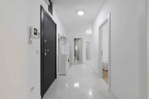 Sale, three bedroom apartment, 95m², Budva, Crna Gora - image 15