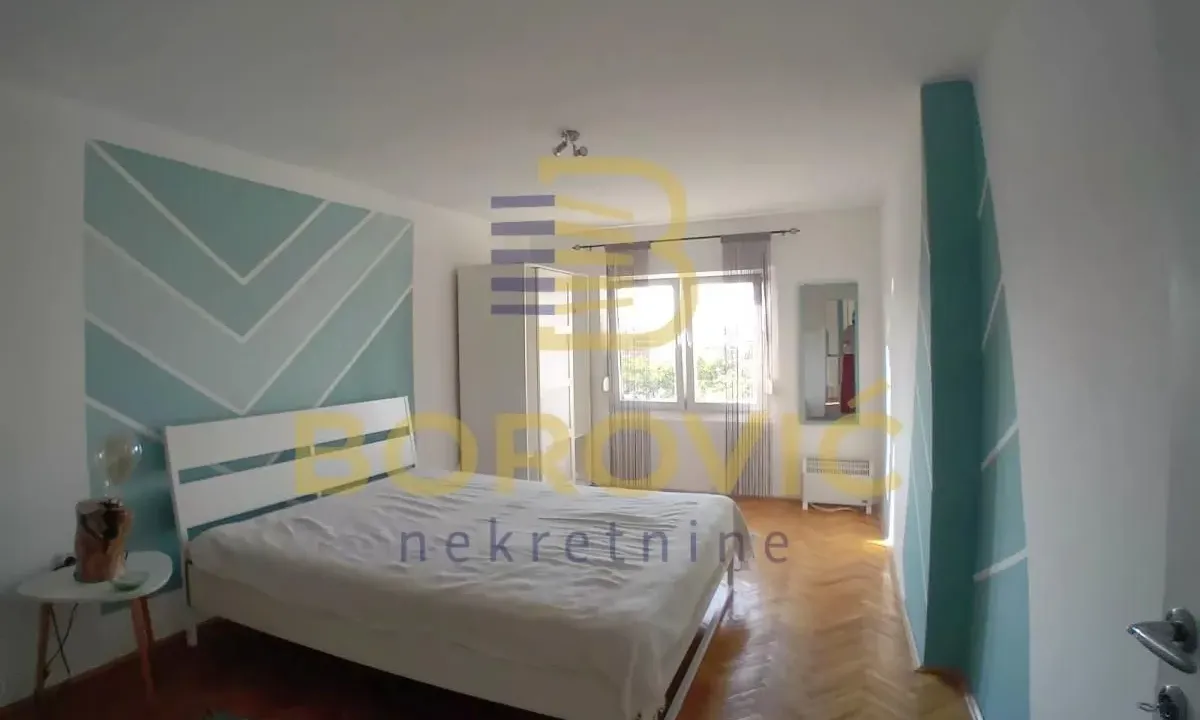 Izdavanje, dvosoban stan, 45m², Stari Grad, Beograd