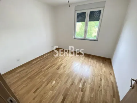 Prodaja, četvorosoban stan, 85m², Alibegovac, Petrovaradin - image 11
