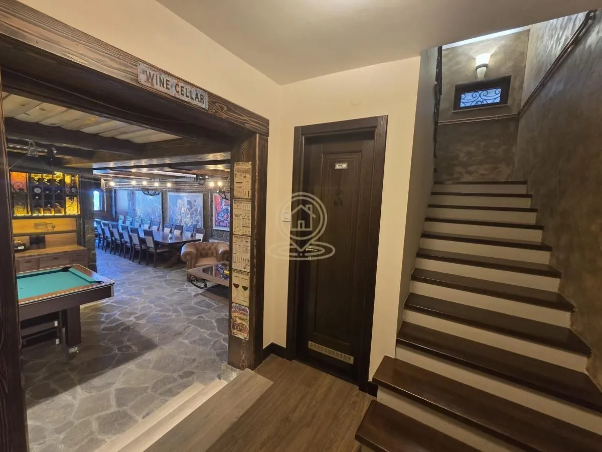 Prodaja, kuća, 402m², Sremska Kamenica, Petrovaradin