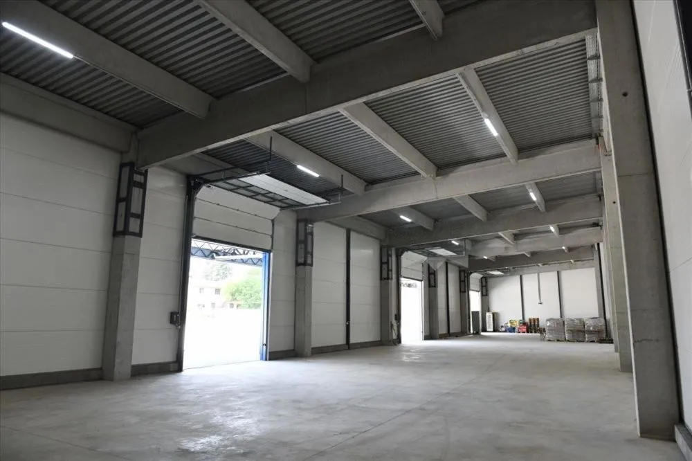 Rent, office space, 920m², Centar, Čačak