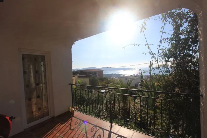 Sale, house, 296m², Šušanj, Bar