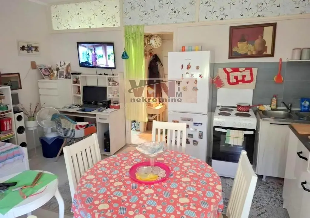 Prodaja, garsonjera, 24m², Karaburma, Palilula Sve Podlokacije