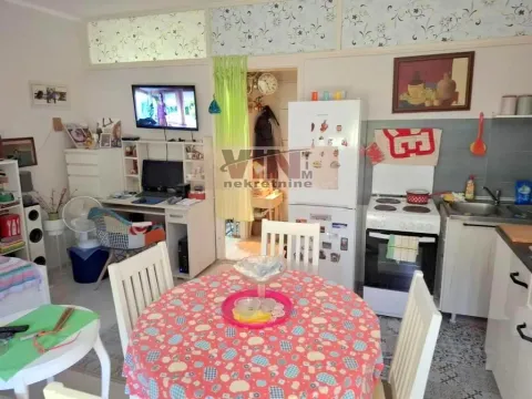 Sale, studio apartment, 24m², Karaburma, Palilula Sve Podlokacije