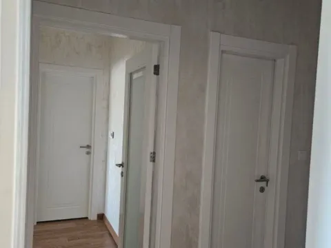 Prodaja, dvosoban stan, 70m², Tološka šuma, Podgorica - image 8